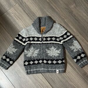 Gray and Black Knit Sweater with Leaf Pattern
